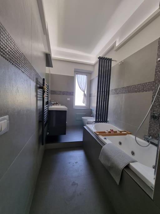 Raggio Di Sole Apartment เนเปิลส์ ภายนอก รูปภาพ