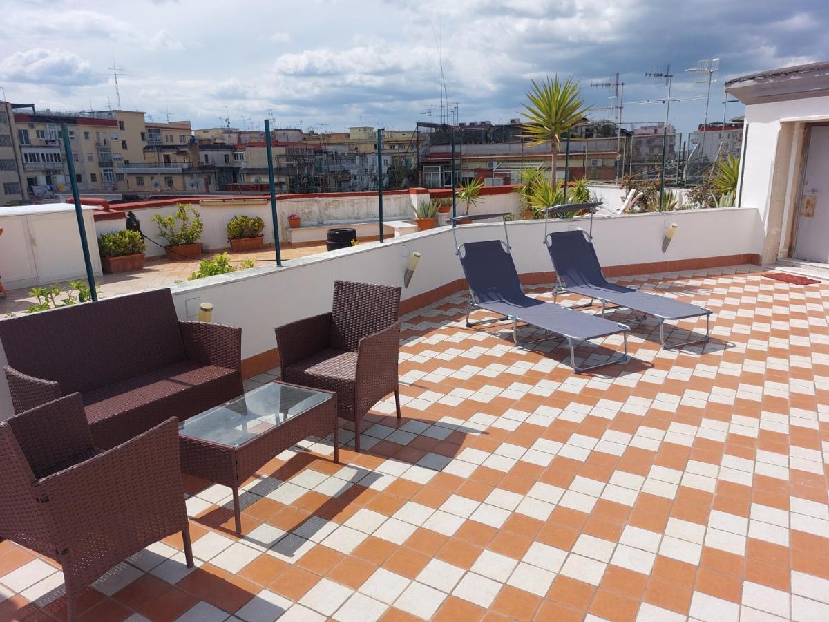 Raggio Di Sole Apartment เนเปิลส์ ภายนอก รูปภาพ